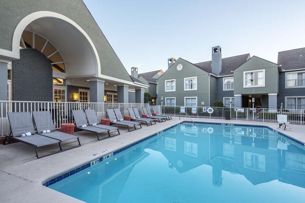 Homewood Suites By Hilton Savannah Facilities photo